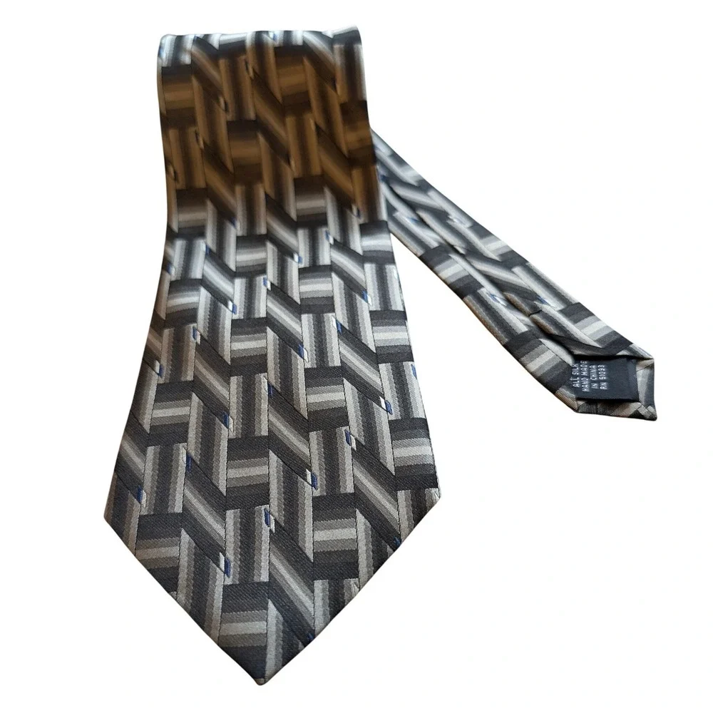 J.Ferrar Silk Necktie Grey Silver Geometric Woven Pattern Hand Made 57.75